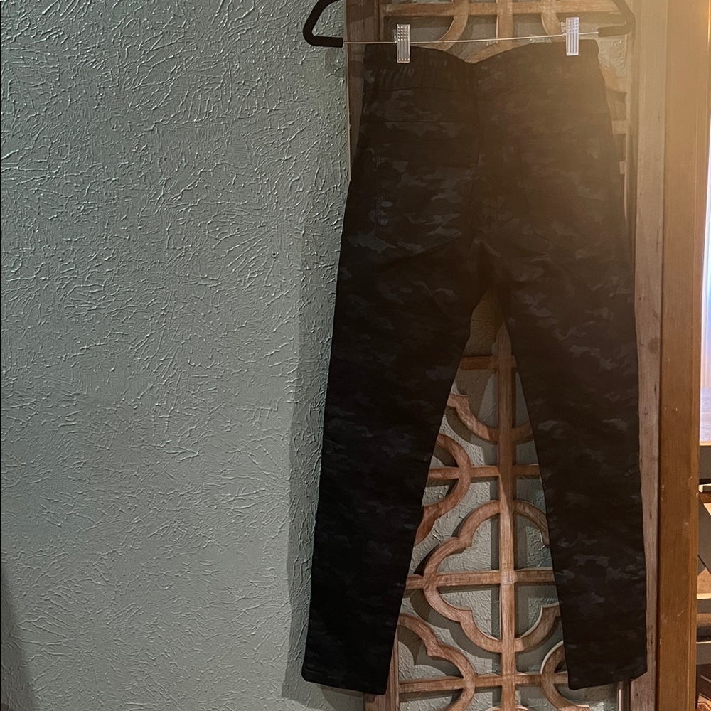 Flog Bevy Flog Camo Black Elastic Waist Stretch Shely Jogger - Picture 4 of 4